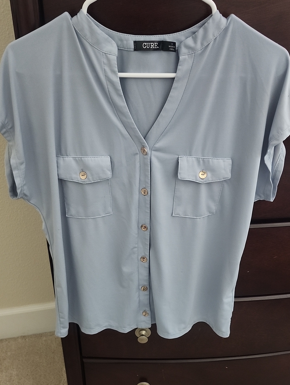 Relaxed Short-Sleeve Button-Front Blouse in Light Blue
